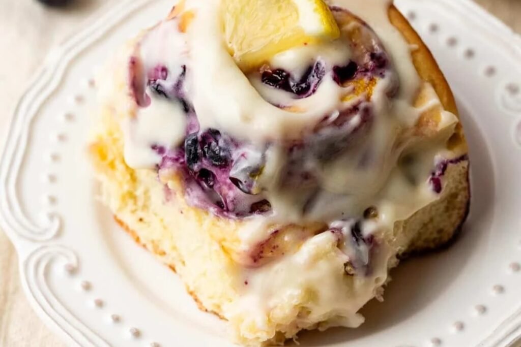 Blueberry Sweet Rolls
