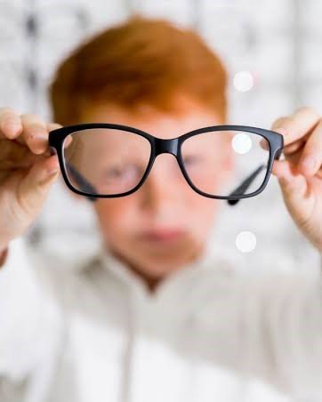 5. Blurred Vision and Difficulty Focusing
