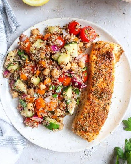 Recipe: Grilled Salmon and Quinoa Salad (Serves 2)
