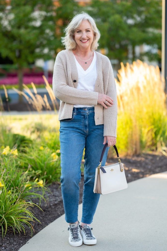 Beige cardigan with white tee jeans and sneakers, casual outfit for women over 40