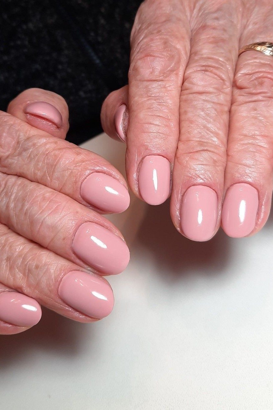 Mauve Pink Oval Nails, neutral nail ideas for older women