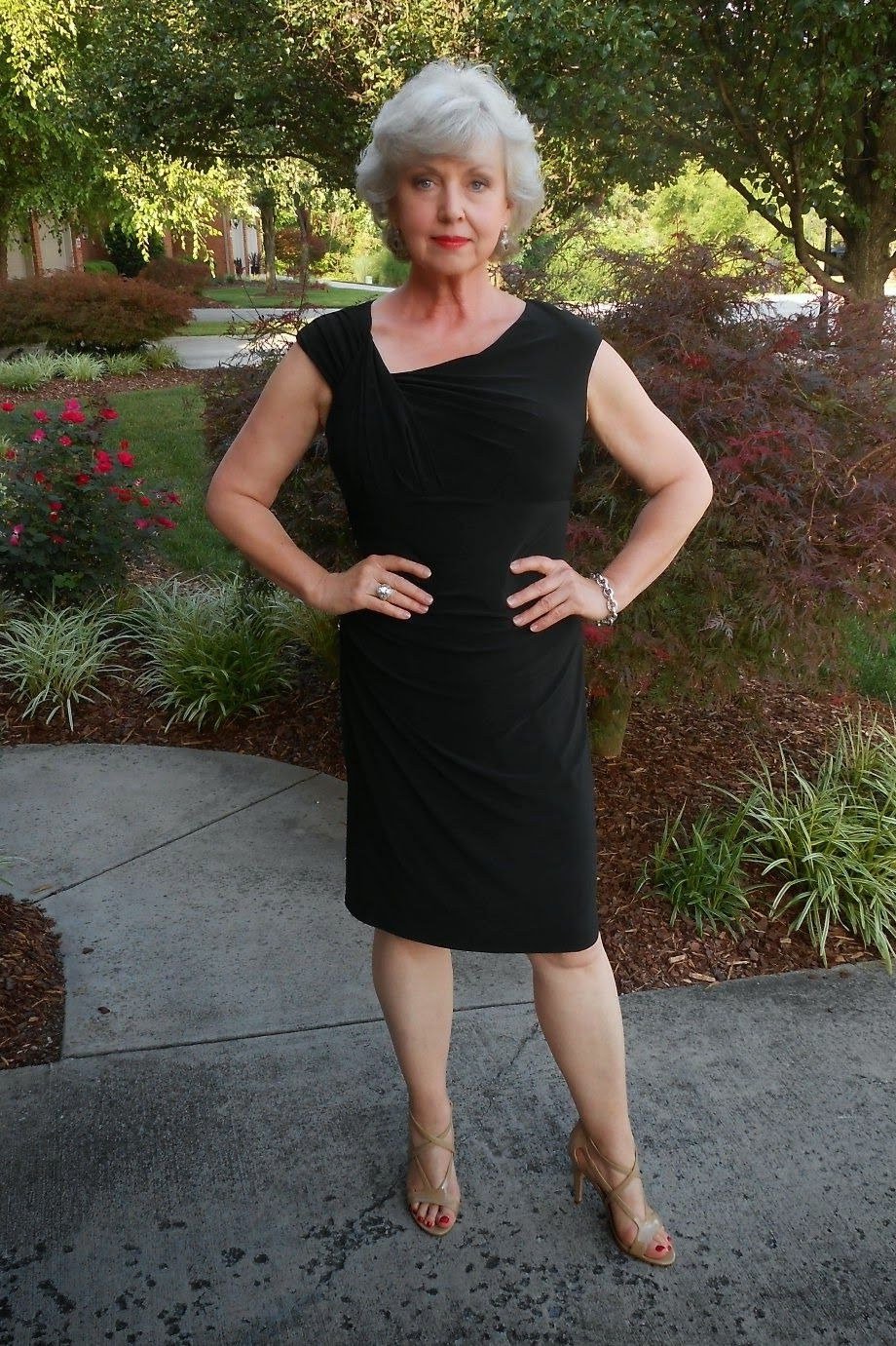 black sheath dress, silver-haired woman, elegant cocktail dress for women over 60