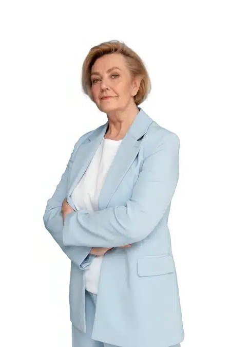 Work outfit for women over 40: light blue blazer over white top
