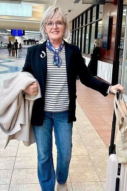 Airport Blazer and Jeans outfit for women over 70, chic style idea 9