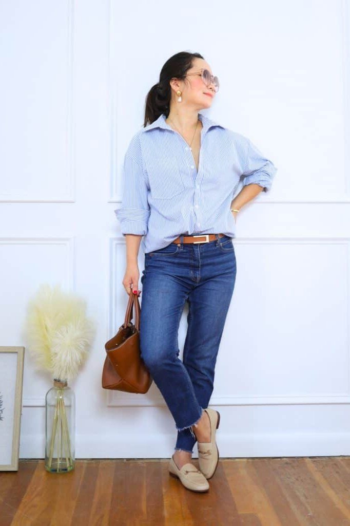 Chambray shirt with dark jeans and tan tote, casual outfit for women over 40