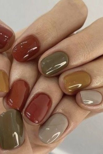 Olive, Rust and Mustard Nails on Short Rounded Tips, fall nail color idea for women over 50