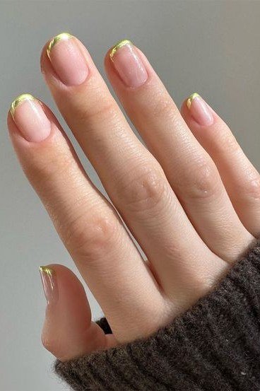 Clean Nude Gold - micro french manicure with ultra-thin tip line, elegant nail design for women over 50