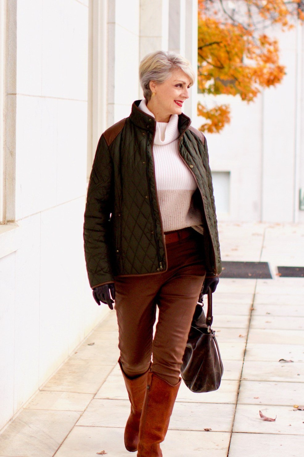 Olive quilted jacket rust trousers olive quilted jacket cream turtleneck rust pants 50s - fall outfit idea for women over 40