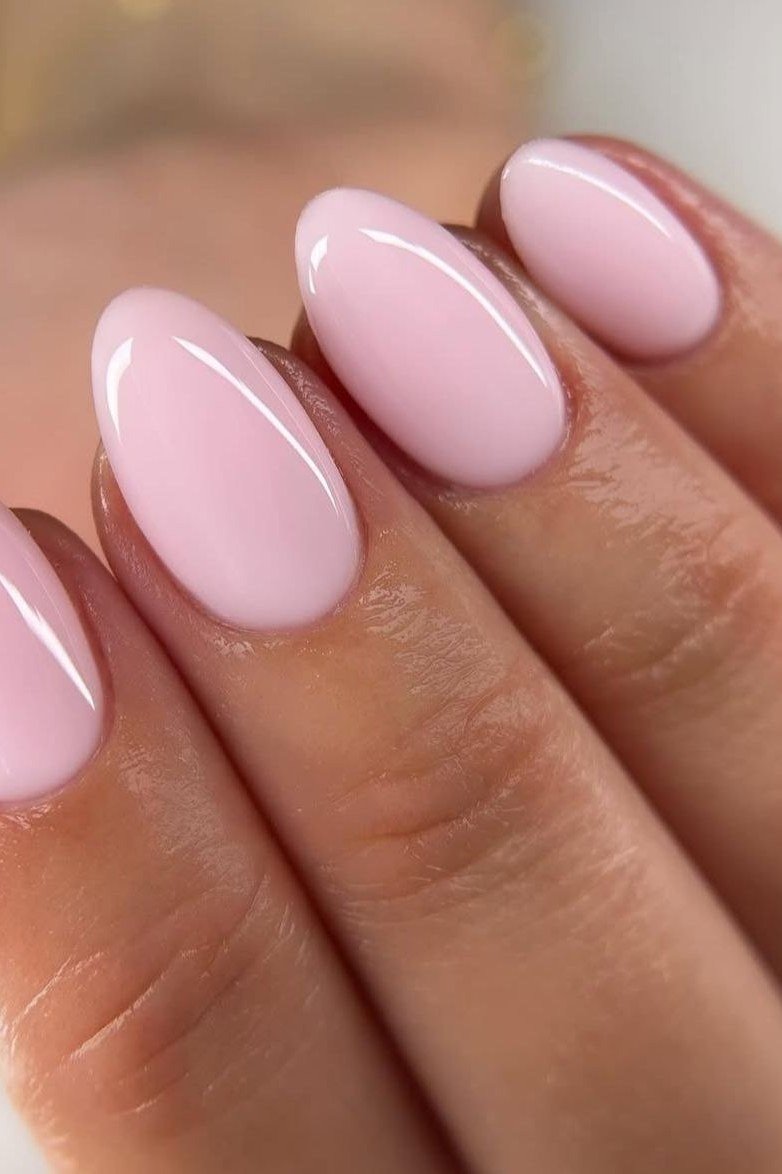 short almond, milky pink, close-up fingers , for women over 60