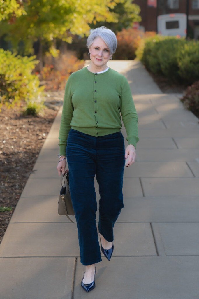 green cardigan dark jeans fall outfit women over 50