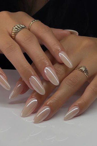 Glossy nude almond gel nails