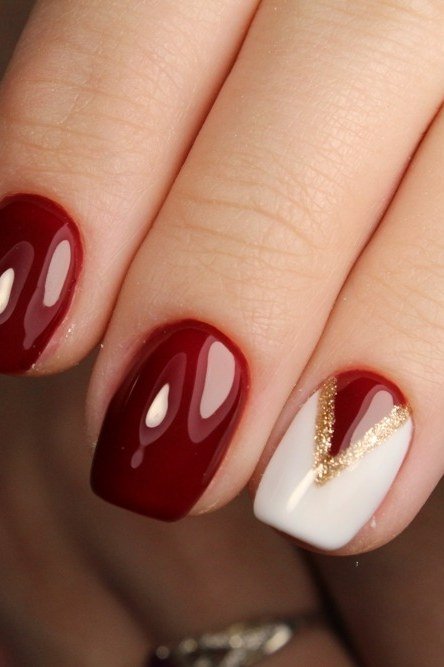 Red With White Gold Geometric Accent - short nail design for women over 60 that makes nails look longer