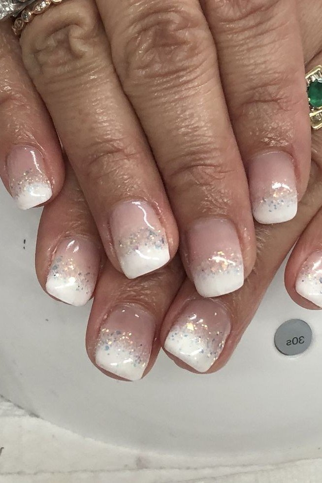 white glitter ombre short nails