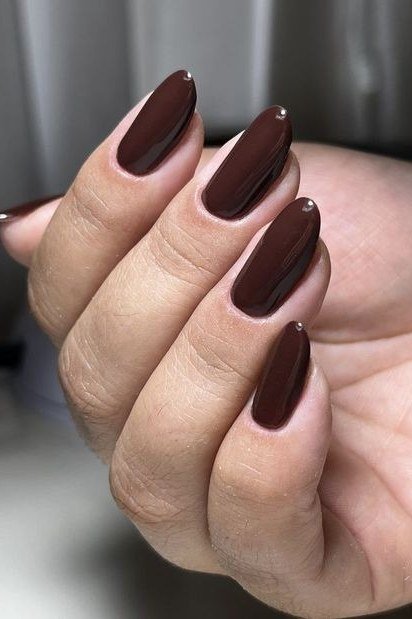 Espresso Oval Nails, chocolate brown fall nail design for women over 60
