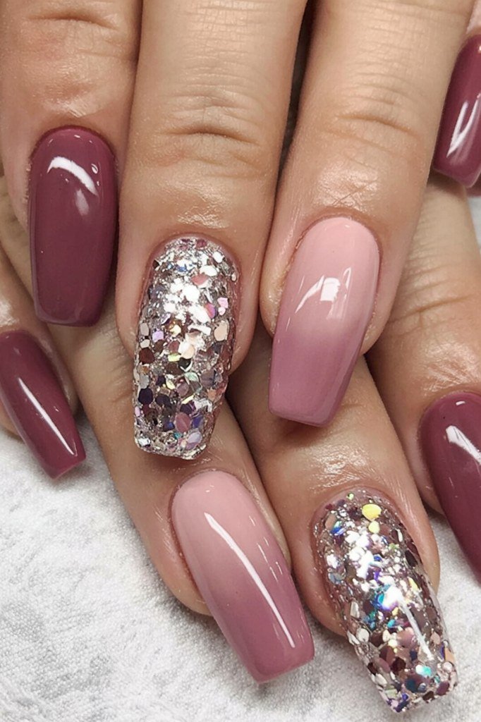 41. Mauve Plum Nails With Silver Glitter - Thanksgiving nail art idea for women over 50