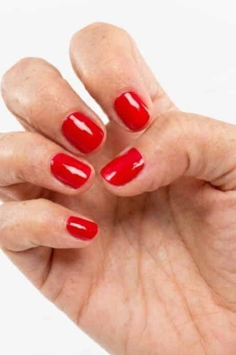 simple red short nails