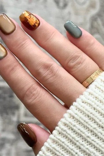 Mixed Fall Colors in a Sweater - fall nail color idea for women over 60