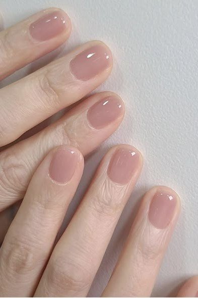 taupe mauve short nails