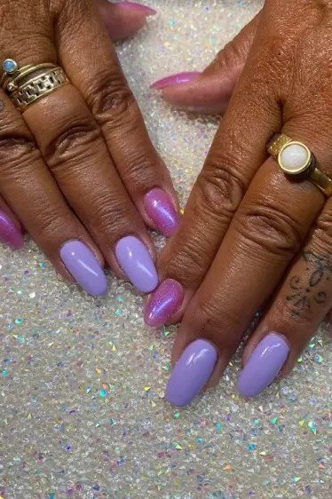 Purple ombre on mature hands, short nails, ombre nail design for women over 60
