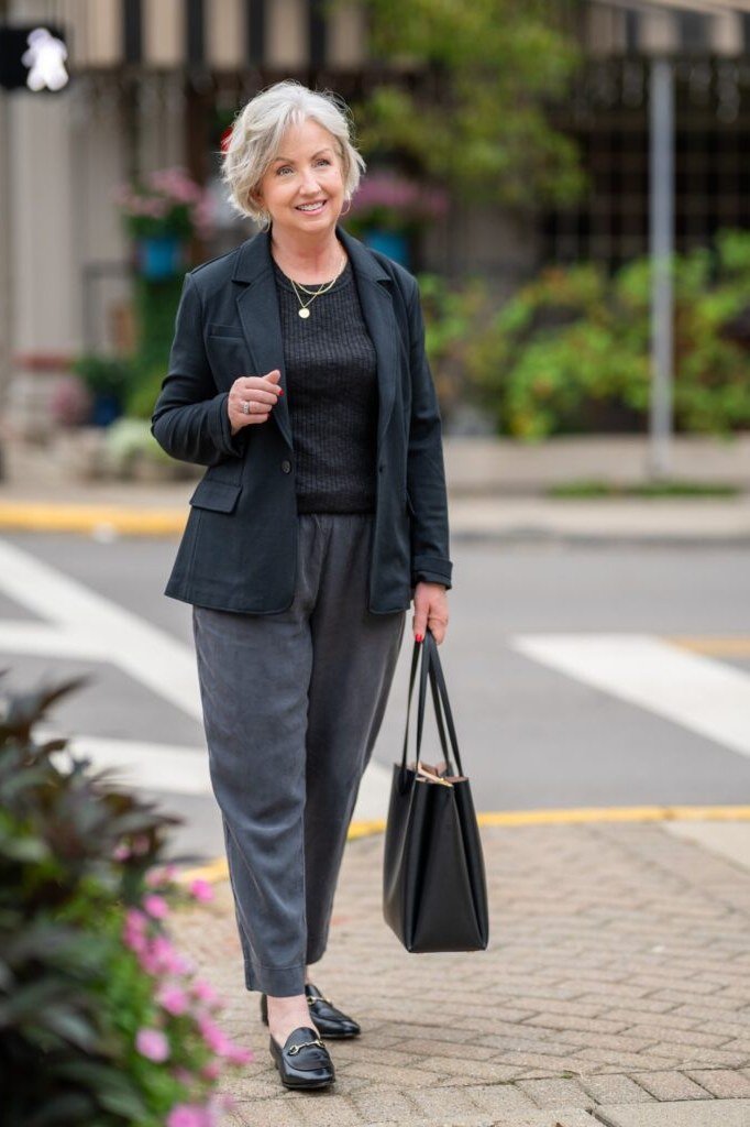Black blazer charcoal trousers black blazer grey pants 60s street - fall outfit idea for women over 40