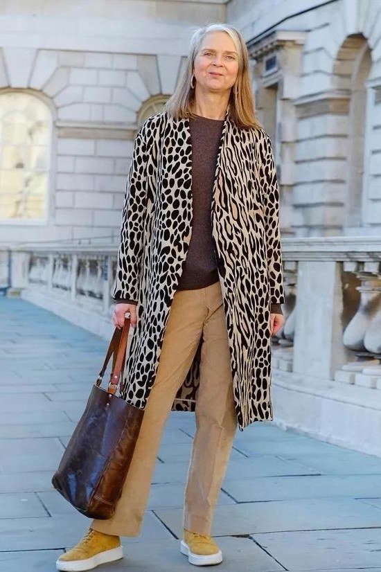 leopard long coat brown top camel trousers mustard sneakers women over 50