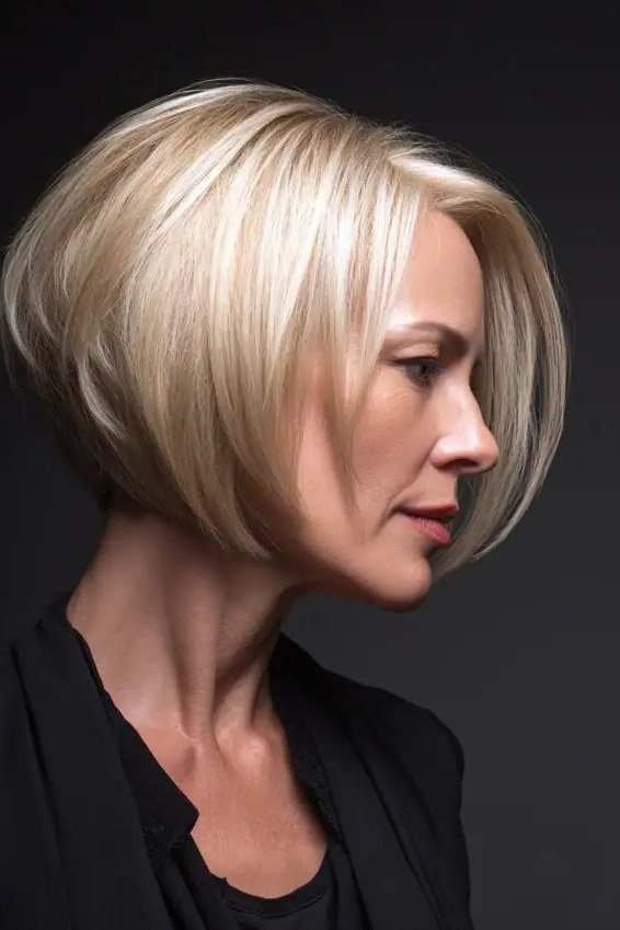 Blonde bob, side view - wispy hairstyle for women over 40