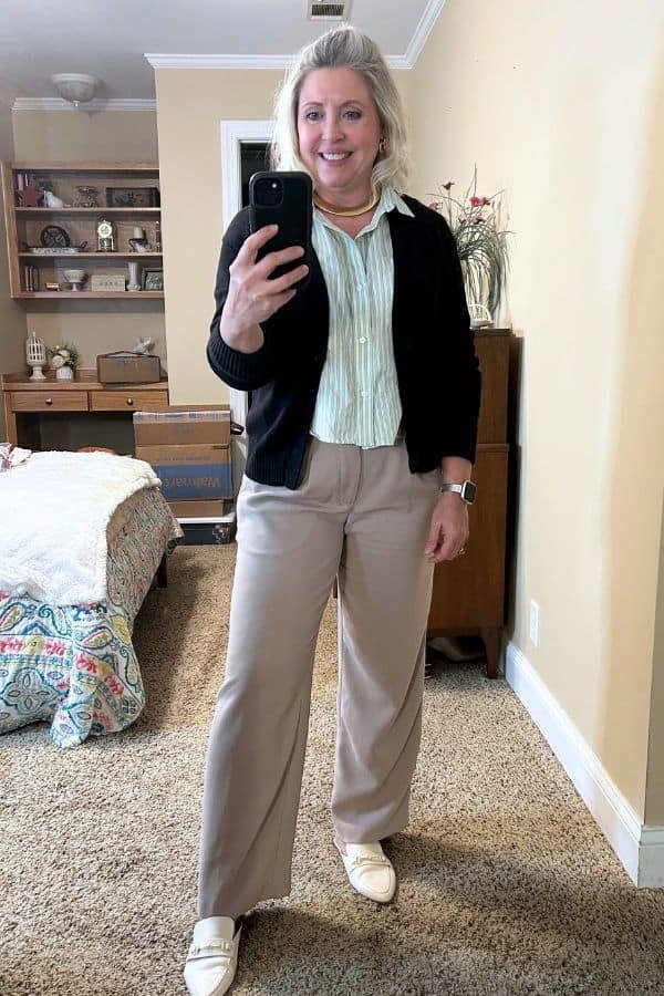 Camel Blazer with a Floral Top and Dark Jeans on a woman over 50, fall outfit idea