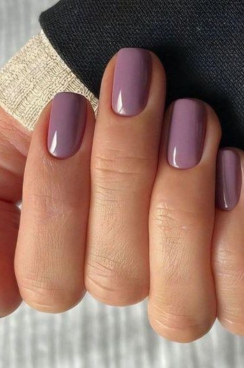 Dusty Mauve Short Round Nails, best nail colors for 50 year olds