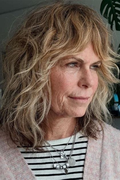 Blonde Shaggy Choppy Lob With Wavy Texture, a choppy hairstyle for women over 50