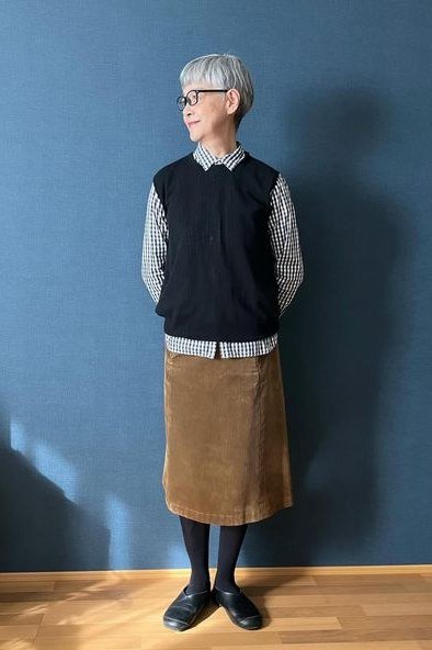 Navy Vest with Tan Skirt - corduroy outfit idea for women over 50