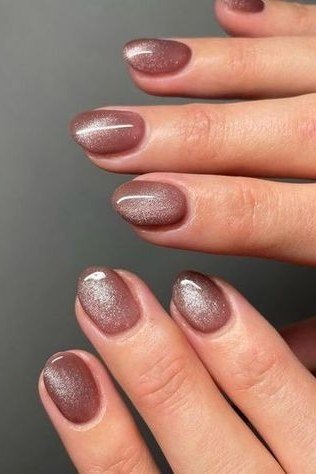 Burgundy Magnetic Velvet Oval Nails, cashmere velvet nails for women over 50