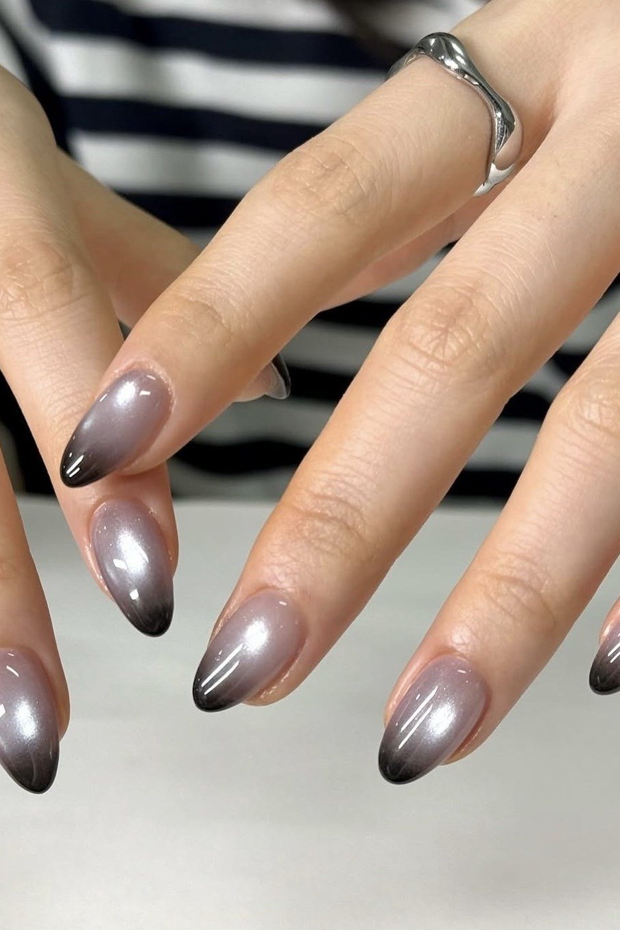Silver-Grey Cat-Eye Velvet Almond Nails, cashmere velvet nails for women over 50
