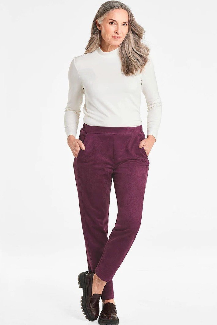 White Turtleneck with Plum Wide-Leg Pants, elegant winter outfit for women over 60