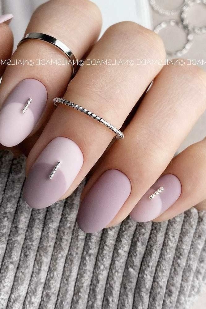 Gray-Mauve Nails With Silver Line - gray-mauve nails with thin silver line and rings - elegant nail idea for women over 40