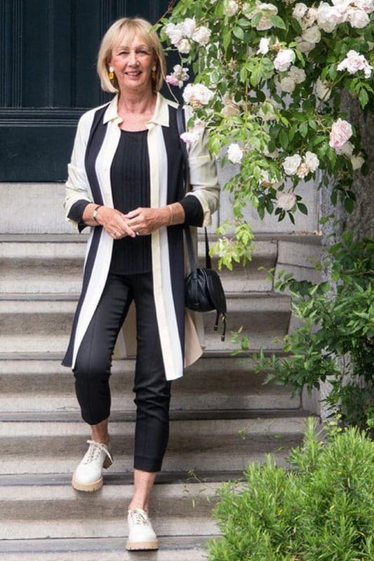 Long Cardigan Coat with Black Cropped Jeans - fall jeans outfit for women over 40