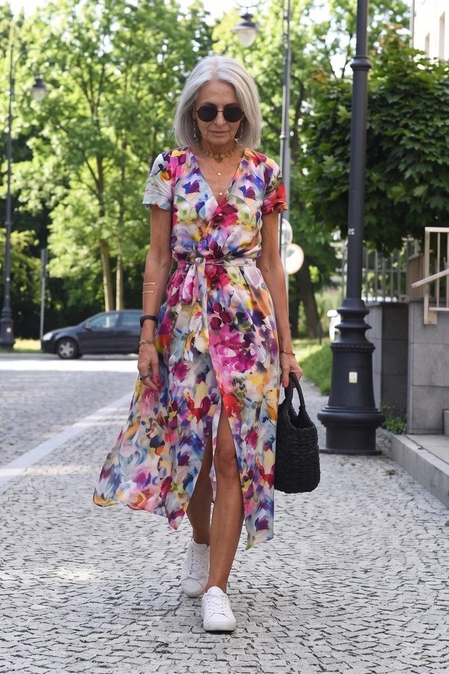 Flattering multicolor floral midi, street for women over 60