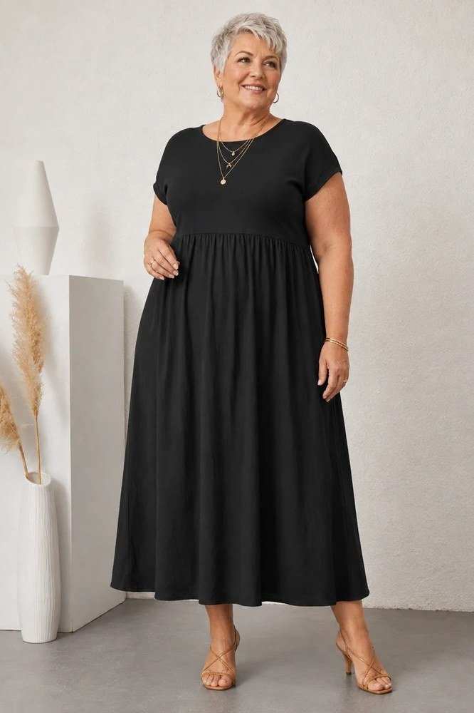 maxi dress for women over 60: classic Black Jersey Maxi