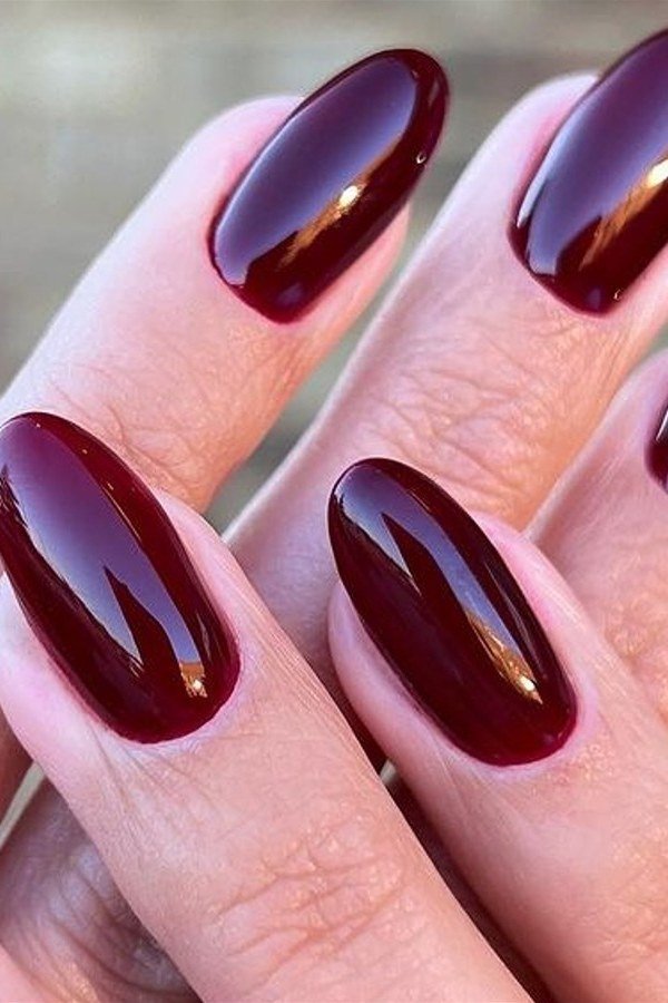 Plum aura almond nails