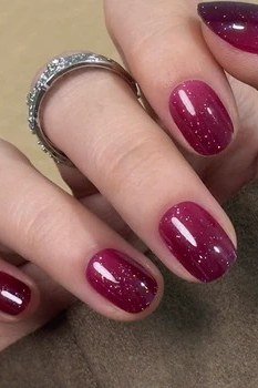 Cranberry glitter squoval nails