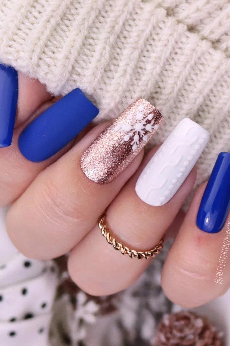 31. Icy Blue and White Knit Nails with Glitter - cozy knit winter nails for women over 60