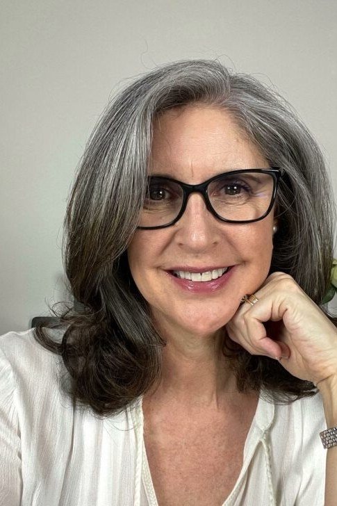 Silver-Gray Wave Lob