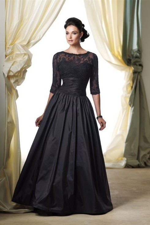 Black Lace Ballgown - fall mother of the bride gown for women over 50, elegant evening wedding outfit