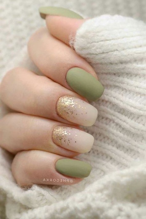 Sage to Gold Glitter Ombre for women over 50 - olive green nail idea 38
