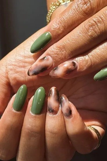 Olive Nails with Tortoise Accents for women over 50 - olive green nail idea 32