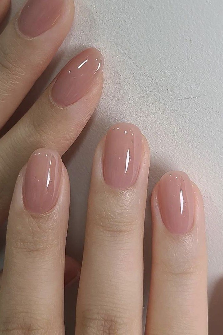 Mauve nude oval nails - flattering nail idea for women over 50