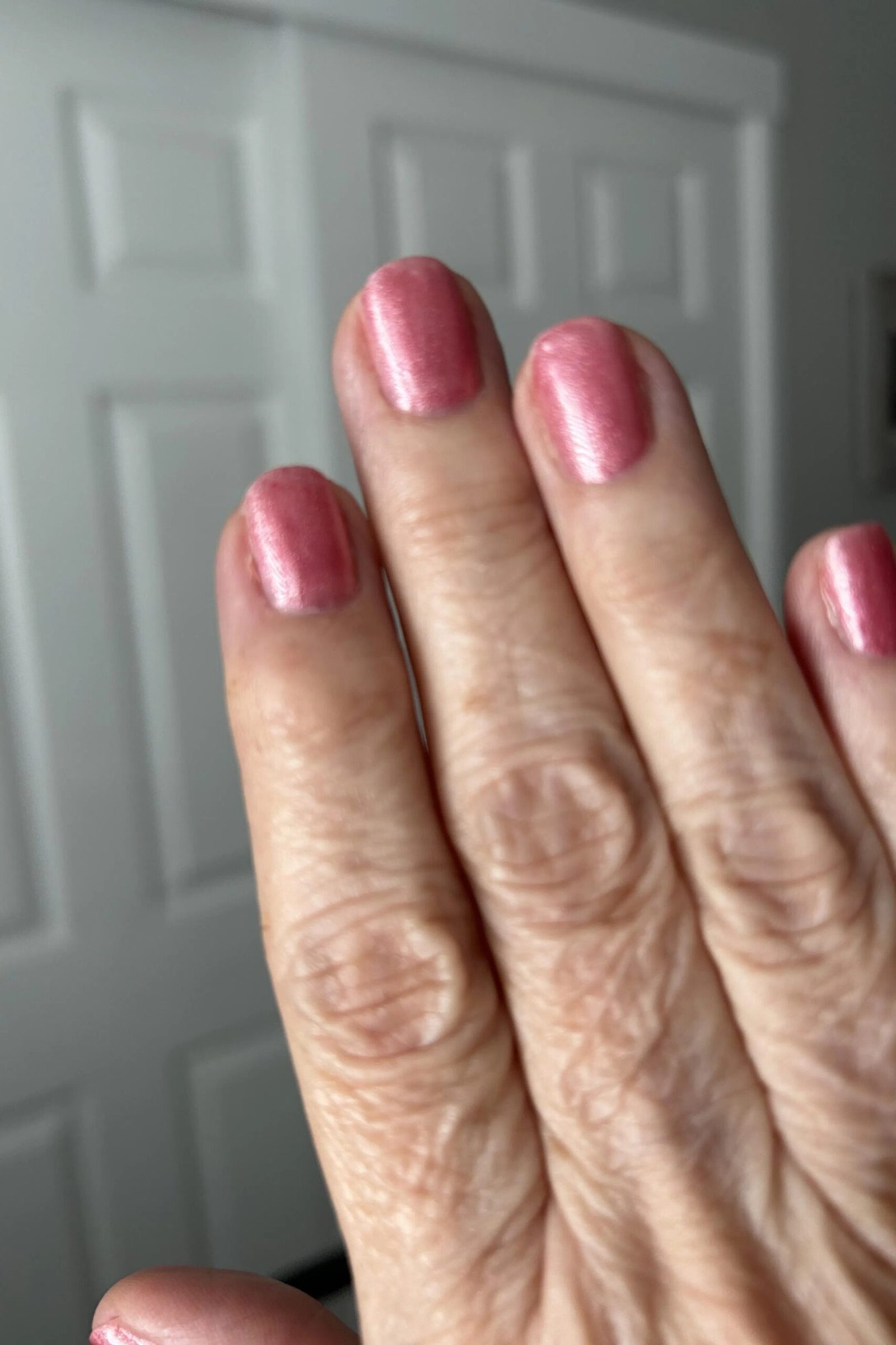 Rose Metallic Shine for women over 60 - simple nail tip 47
