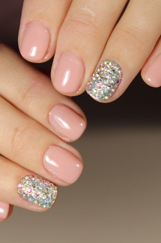Glitter accent round nails, mature hands