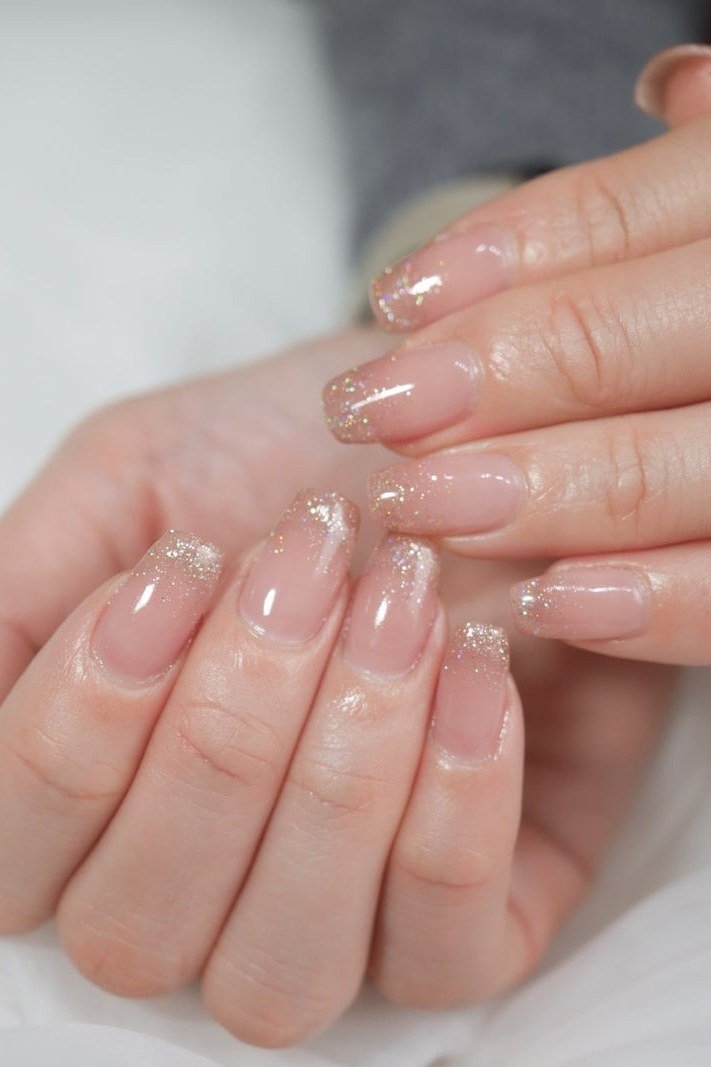 Soft Glitter Dust Short Ombre - nude ombre nails for women over 50