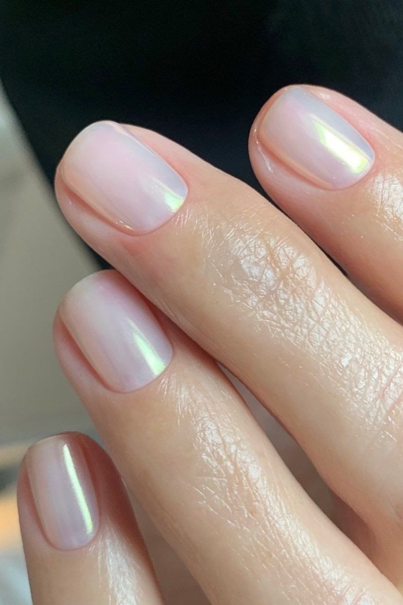 Old money glazed pearl short nails manicure for women over 60
