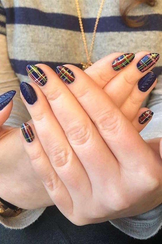 Navy nails with multicolor mini plaid accents